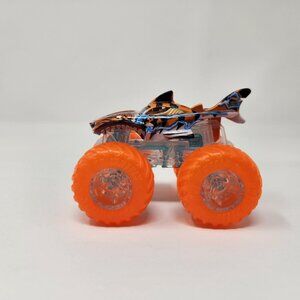2024 Hot Wheels Monster Trucks Tiger Shark 1:64 Power Smashers 5/7 (jam21)